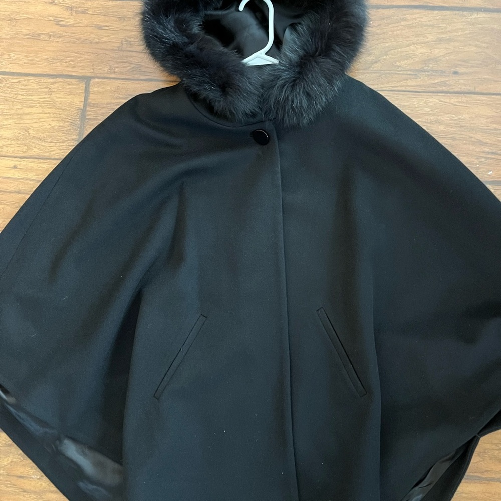 Katherine Kelly winter poncho